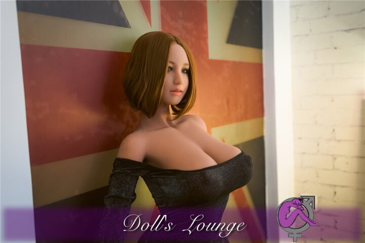 Karoline die neue Dimension denn Big-Boobs_waren gestern . Heute präsentieren wir Ihnen eine XXL Double D Sexbombe.